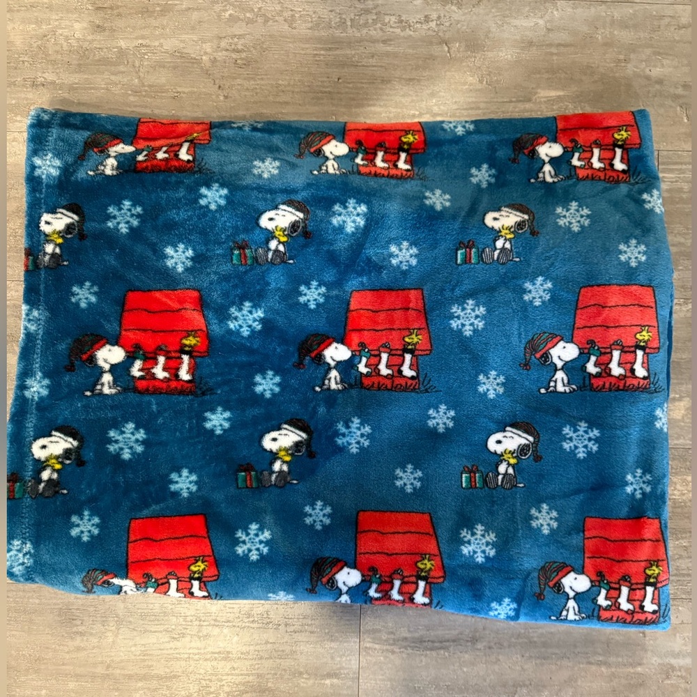 Snoopy Christmas Blanket ❄️